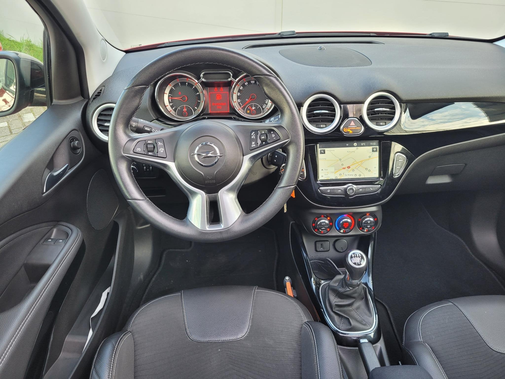 Opel ADAM 1.0 Turbo Rocks | Elektrisch Vouwdak | Navigatie |, ADAM, 1041 kg, Met garantie (alle), 4 stoelen