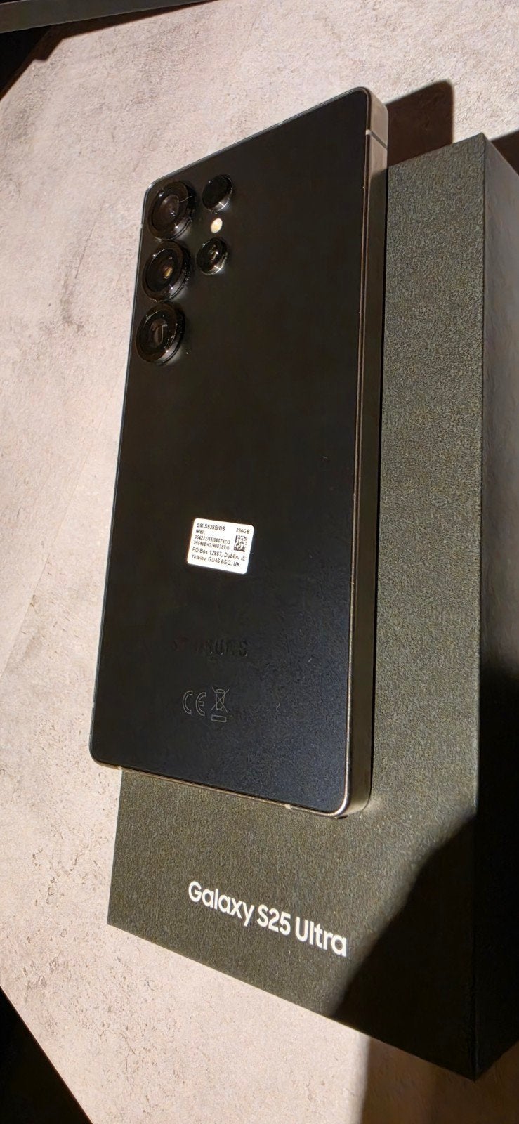 Samsung Galaxy S25 Ultra Titanium Black, Telecommunicatie, Ophalen, Overige modellen, Zwart, Zo goed als nieuw