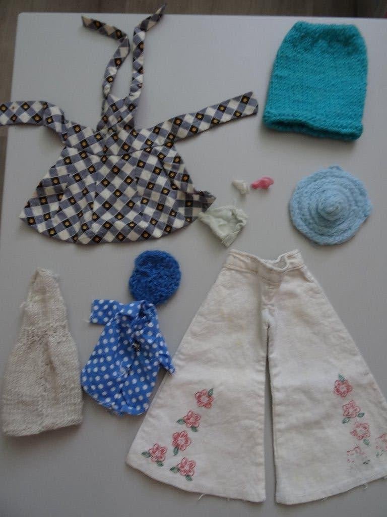 Vintage Barbie Skipper kleding, merkloos handmade, Verzamelen, Ophalen, Gebruikt, Pop