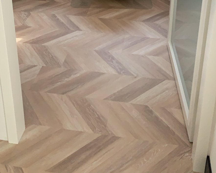 Restpartij IKEA Laminaat ÄNGSMARK visgraatpatroon  9m², Ophalen, 50 tot 150 cm, Nieuw, 5 tot 10 m²