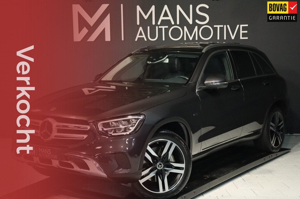 Mercedes-Benz GLC-klasse 300e 4MATIC / PANODAK / 360 / BURME, Automaat, Gebruikt, Zwart, 4 cilinders