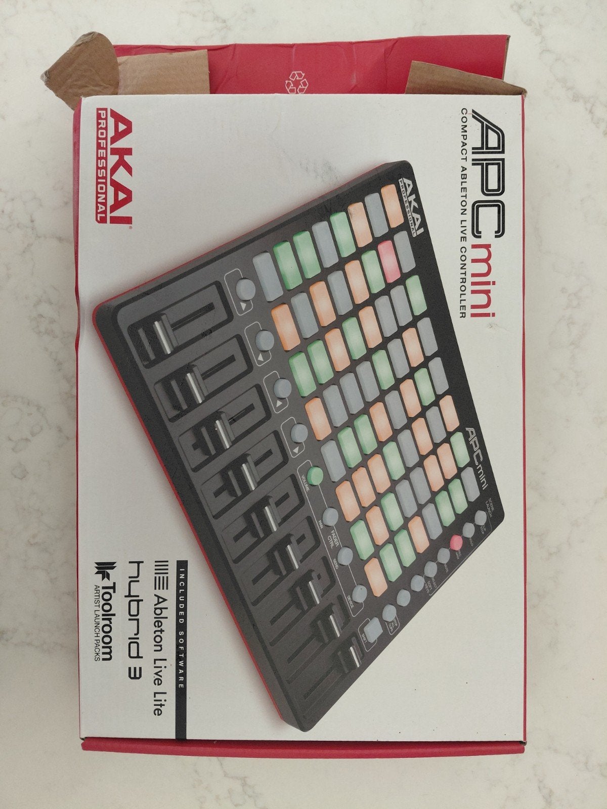 AKAI APC mini, Muziek en Instrumenten, Overige merken, Zo goed als nieuw, Met midi-aansluiting, Overige aantallen
