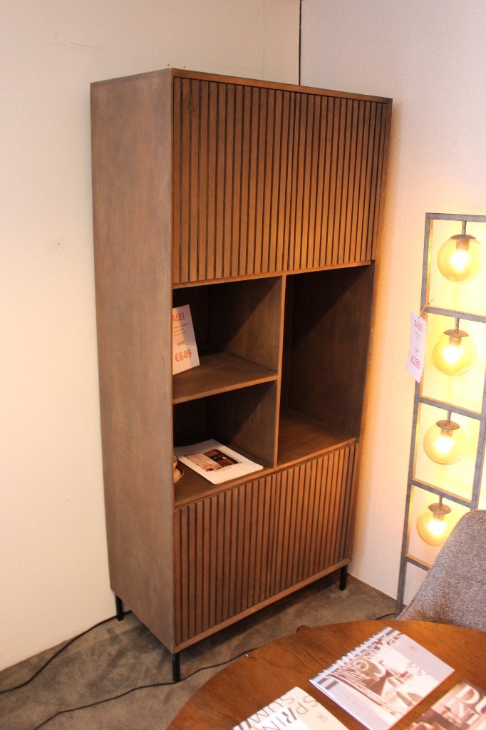 Vakkenkast Madison Walnut 90cm breed, Ophalen, Met deur(en), Overige materialen, Nieuw
