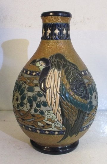 zeldzame art deco Amphora vaas met een gier groot model, Ophalen