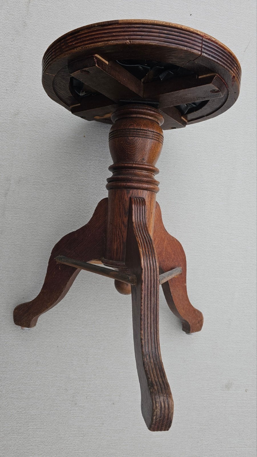 Antieke houten pianokruk met leren zitting, Antiek en Kunst, Ophalen