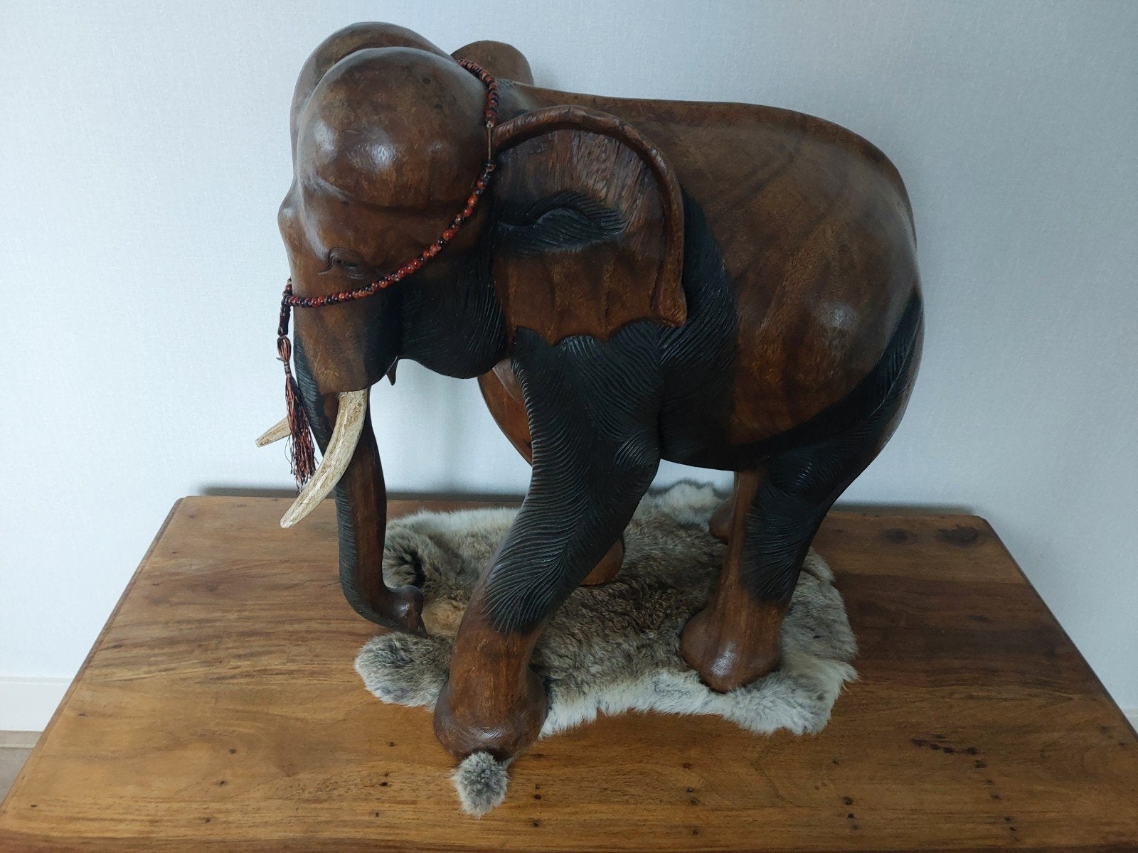 Grote houten olifant - 60-70 cm hoog, Antiek en Kunst, Beeld, Hout, Bruin, 50 - 100 cm