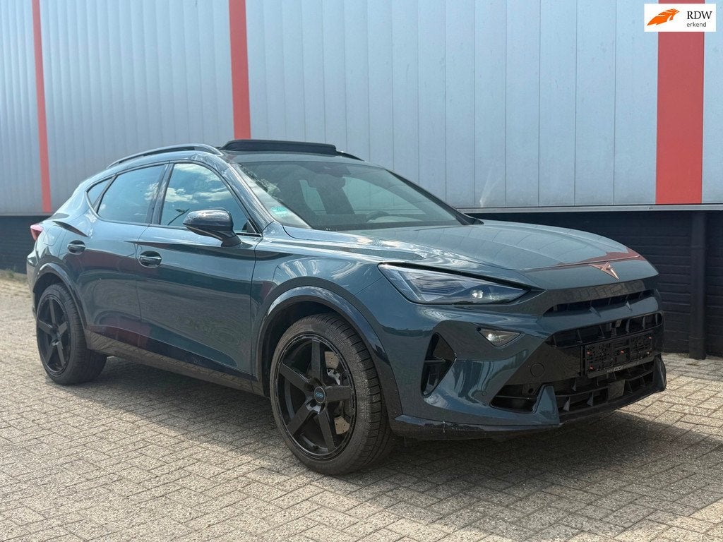 CUPRA Formentor 2.0 VZ 333 PK! KW AKRA PANO SFEER, 1498 cc, Cupra, Hybride Elektrisch/Benzine, SUV of Terreinwagen