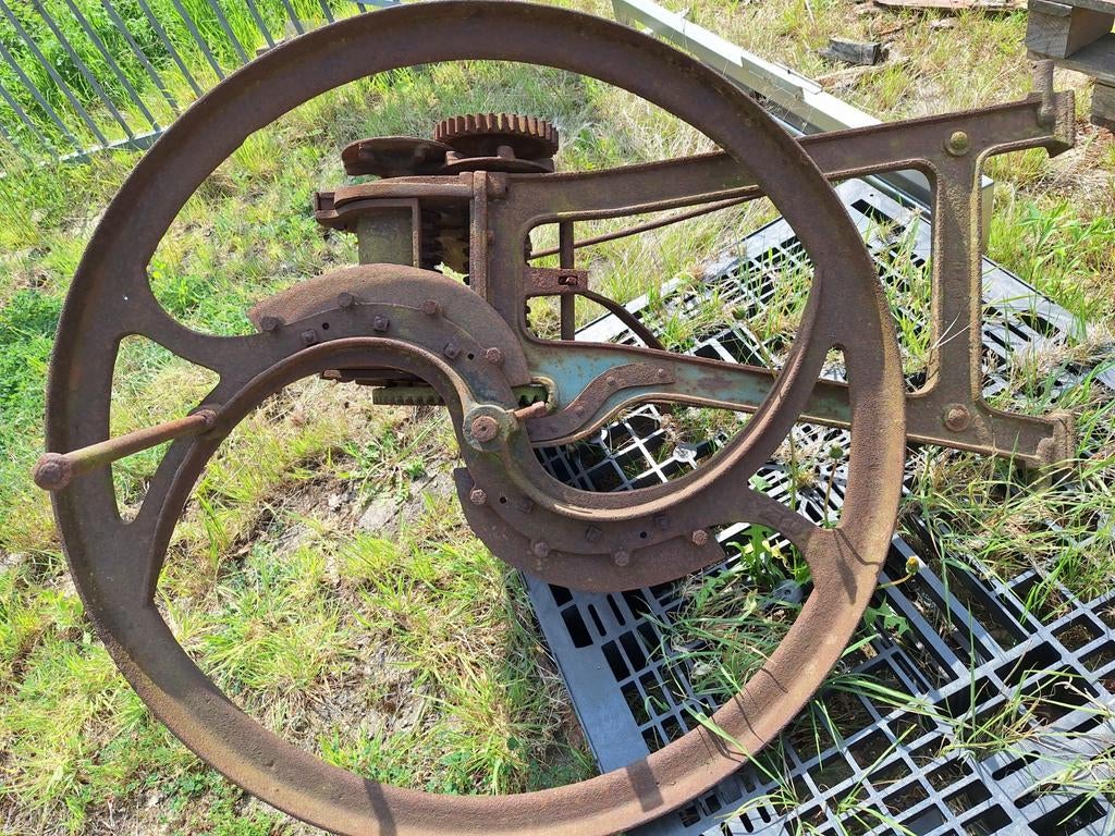 Antieke stro snij- landbouwmachine- decoratie/restauratie, Antiek en Kunst, Ophalen
