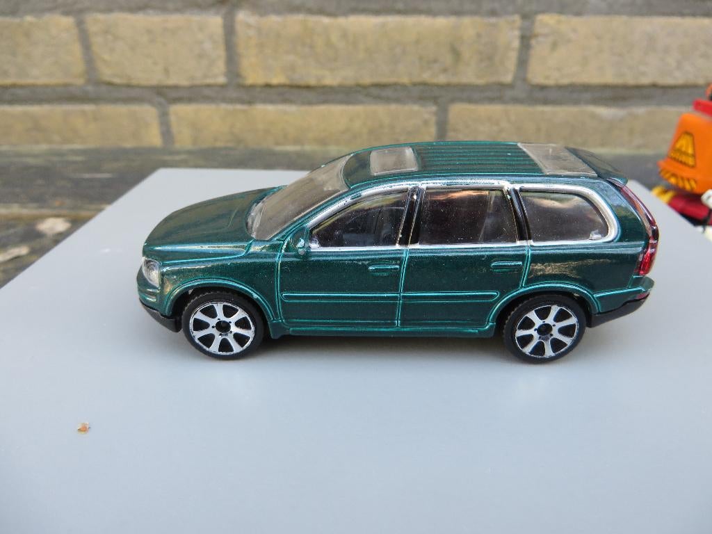 Burago Volvo XC90, Ophalen of Verzenden, Zo goed als nieuw, Auto, Overige merken
