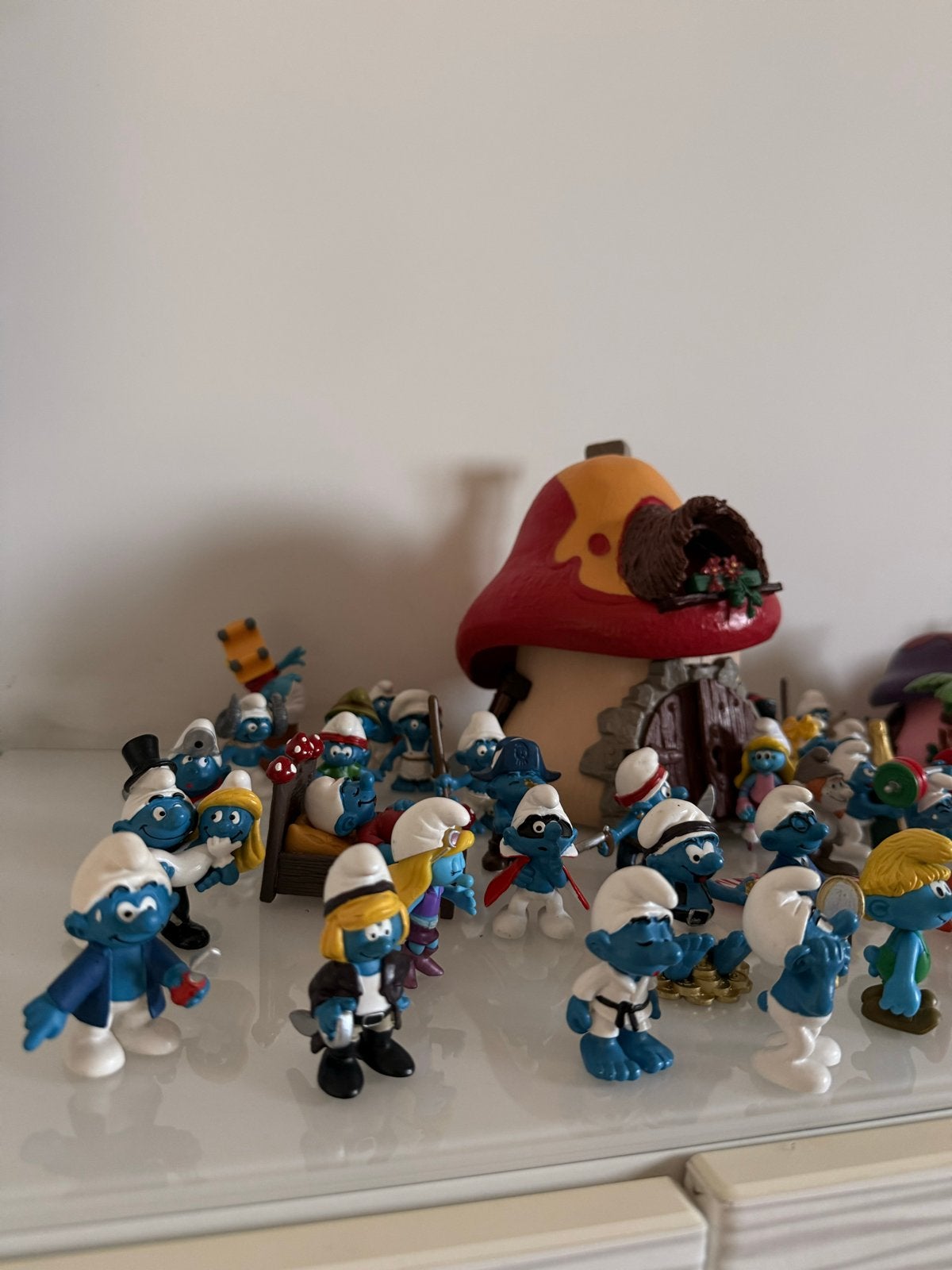Grote Schleich Smurfen collectie met huisjes en Gargamel, Verzamelen, Smurfen, Ophalen of Verzenden, Zo goed als nieuw, Gargamel