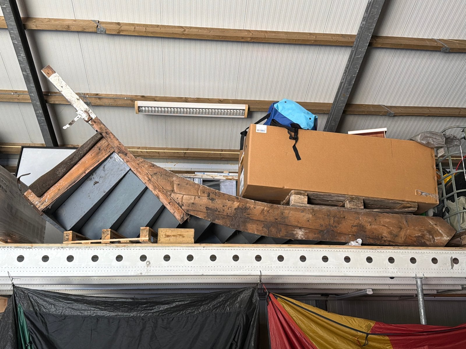 Houten trap met bovenkwart links, ca. 300cm hoog, Ophalen, Gebruikt, Trap, 2 tot 4 meter
