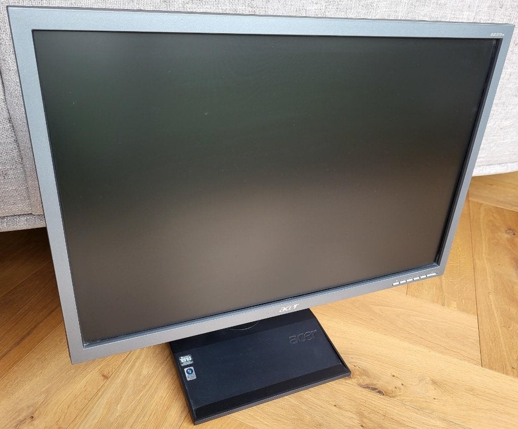 Acer B223w LCD monitor - Hoogte verstelbaar, 3 tot 5 ms, Ophalen of Verzenden, 61 t/m 100 Hz, In hoogte verstelbaar