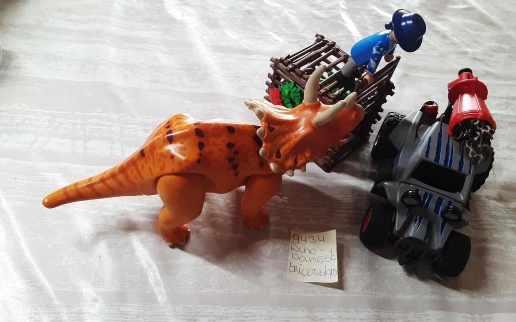 9434 dinovangst triceratop met jong, Kinderen en Baby's, Speelgoed | Playmobil, Ophalen of Verzenden, Zo goed als nieuw, Complete set