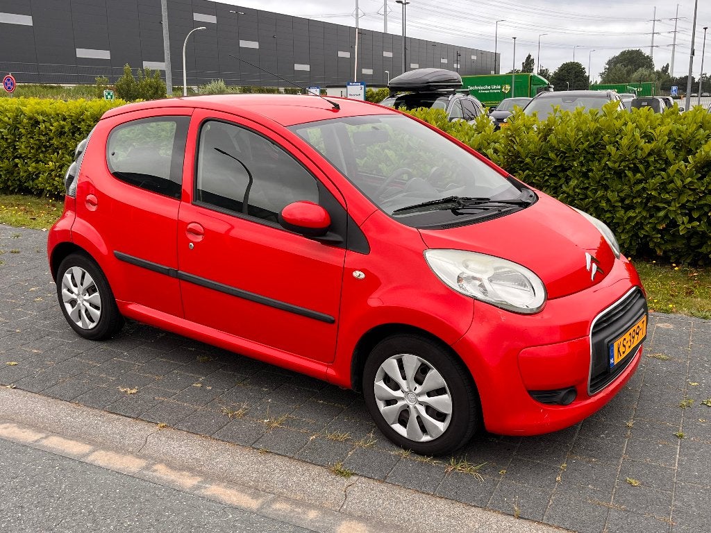Citroën C1 1.0 5-DRS 2010, airco, NW APK! Verkocht!, Voorwielaandrijving, USB, Zwart, 4 stoelen