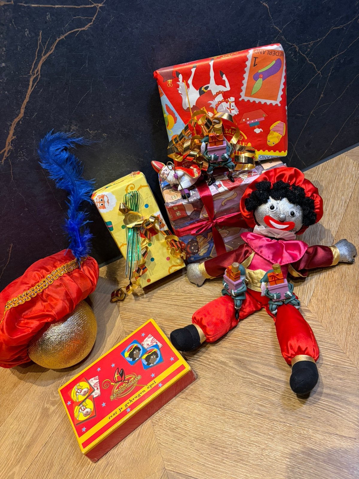 Sinterklaas zwarte piet decoratie set spel pietenmuts, Ophalen of Verzenden