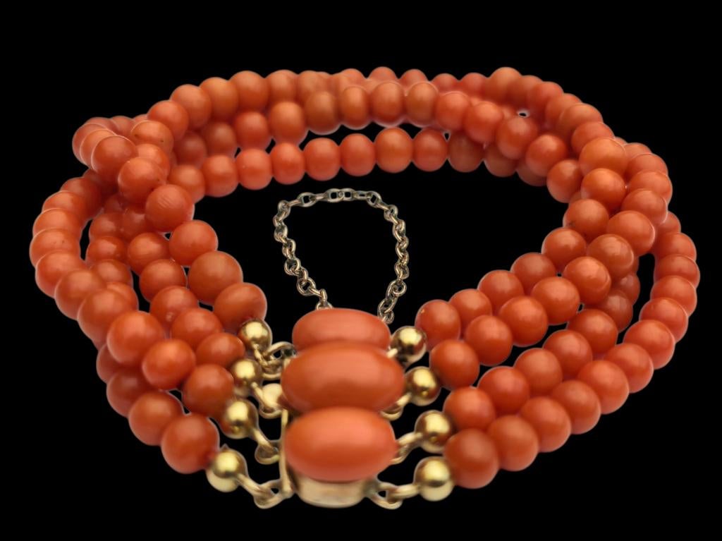 Prachtige Bloedkoraal Armband aan gouden slot, Verzenden, Goud, Armband