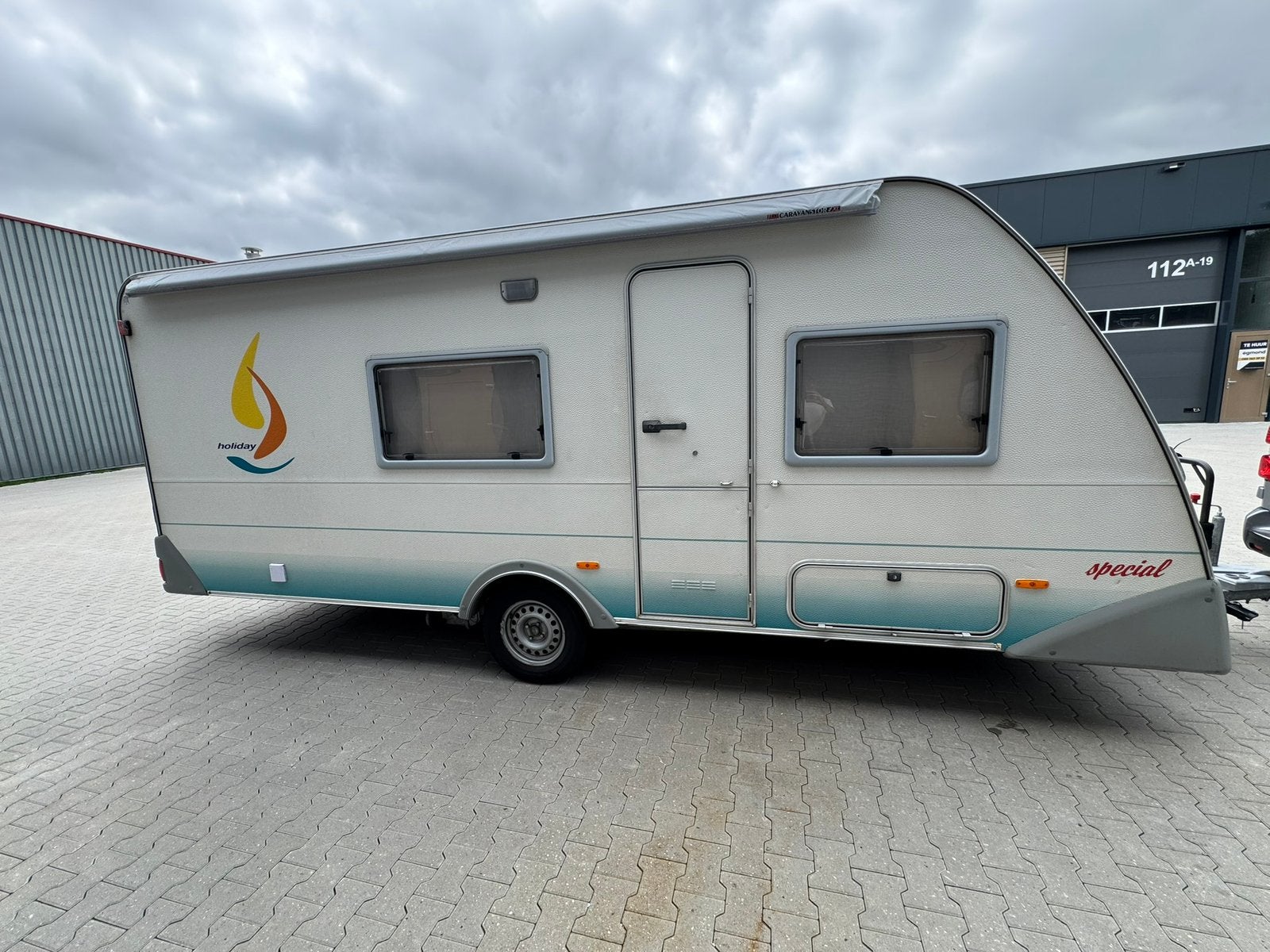 Eifelland holiday 500 TK, Caravans en Kamperen, Dwarsbed, Ringverwarming, Kleine zit, 750 - 1000 kg