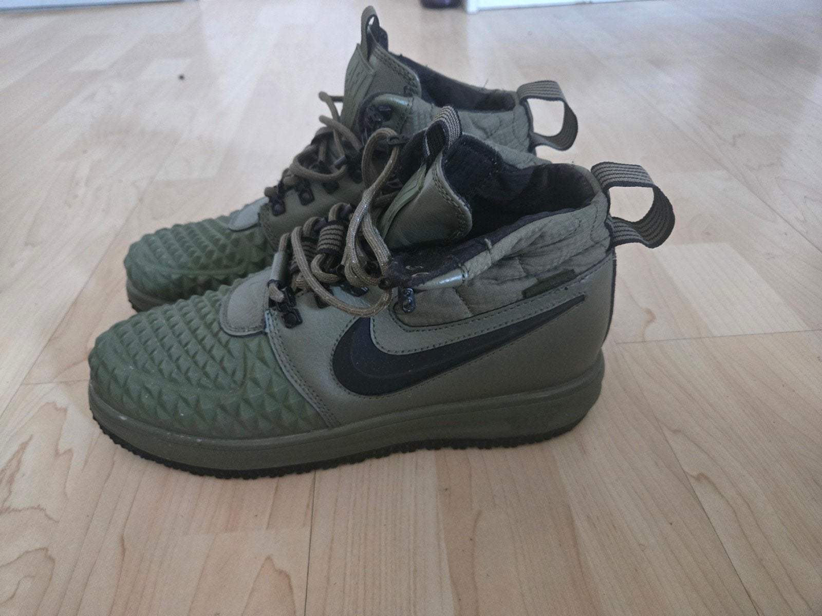 Nike Air Force 1 Boots - Maat 43 - Zo goed als nieuw, Ophalen of Verzenden