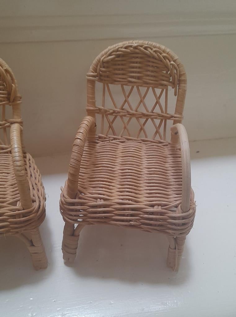 Miniatuur rotan stoeltjes  en bankje, set van 3, Ophalen of Verzenden, Gebruikt
