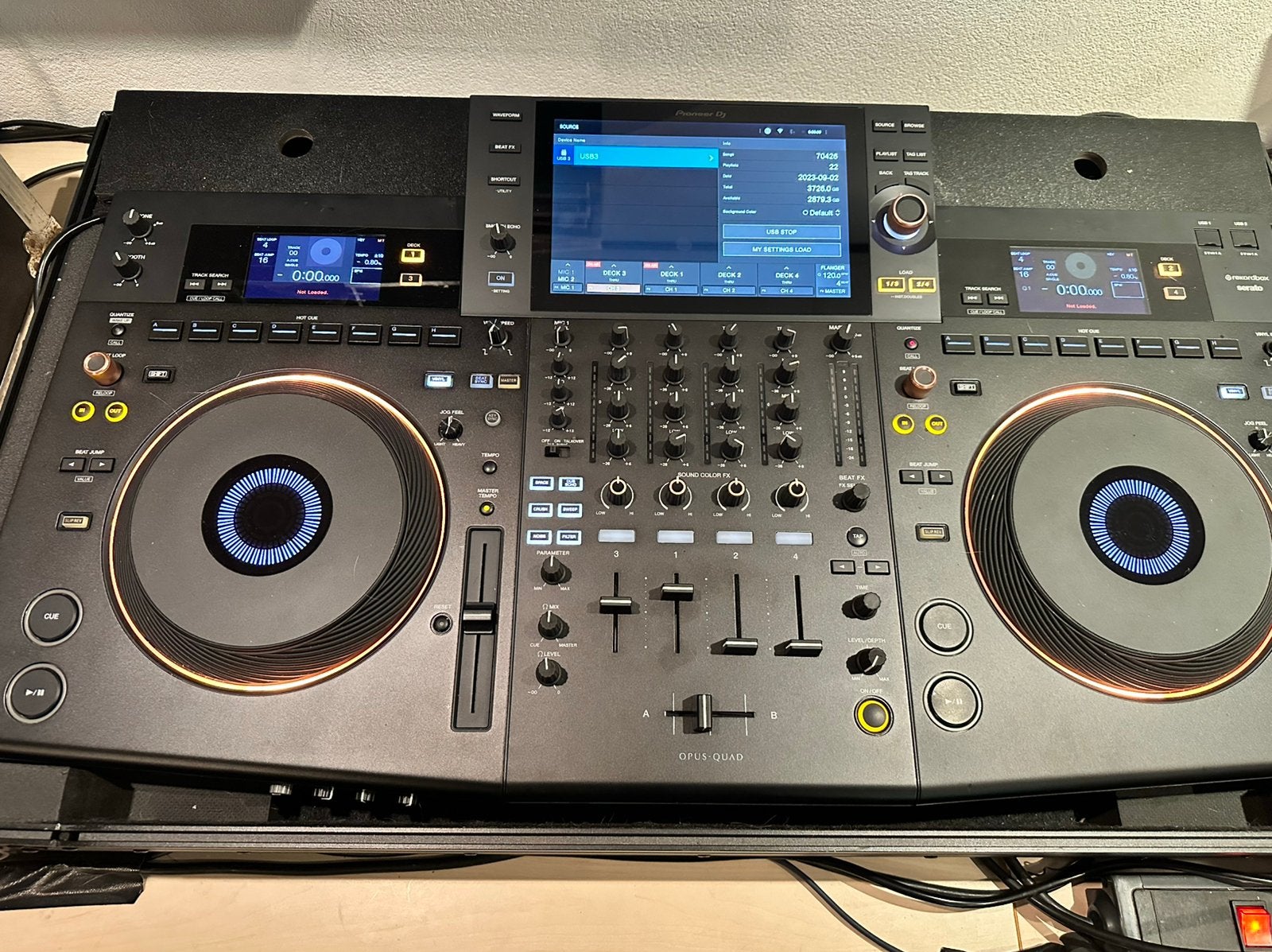 Pioneer Opus Quad in Zomo flightcase met protector., Muziek en Instrumenten, Ophalen, Zo goed als nieuw, Pioneer