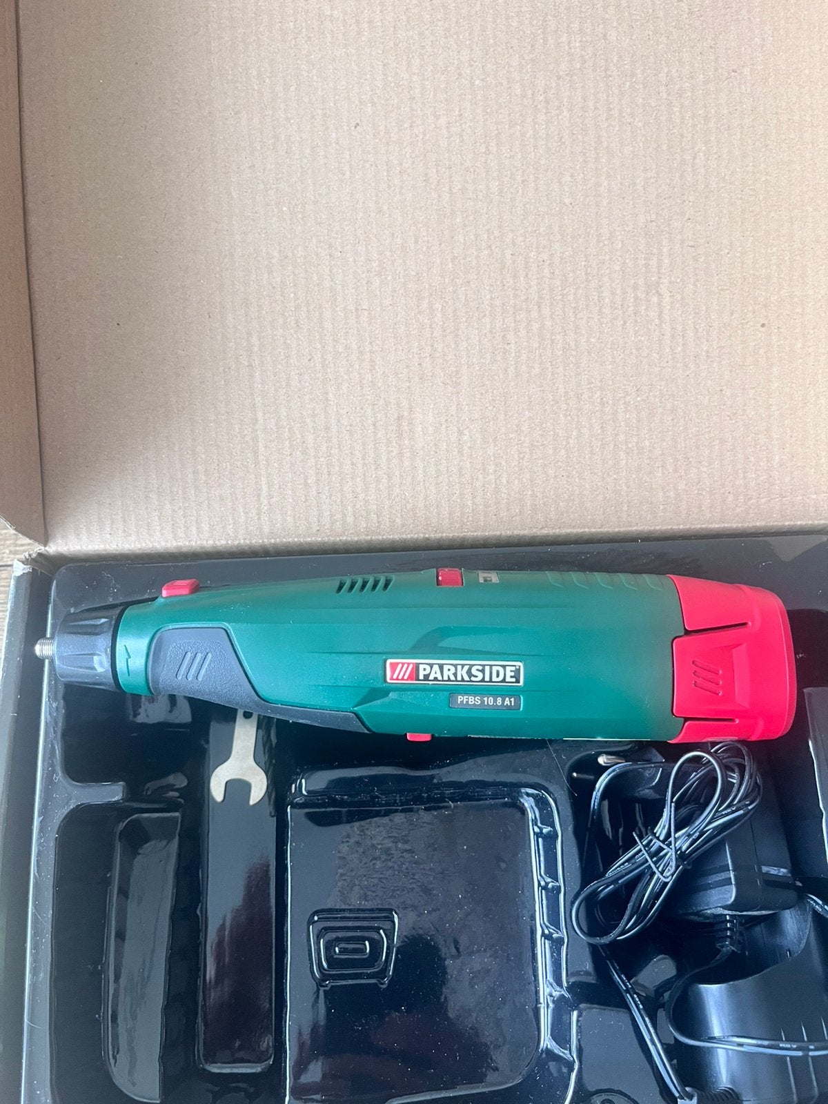 Parkside cordles multigrinder, Doe-het-zelf en Verbouw, Gereedschap | Slijpmachines, Ophalen of Verzenden, Zo goed als nieuw, Minder dan 700 watt