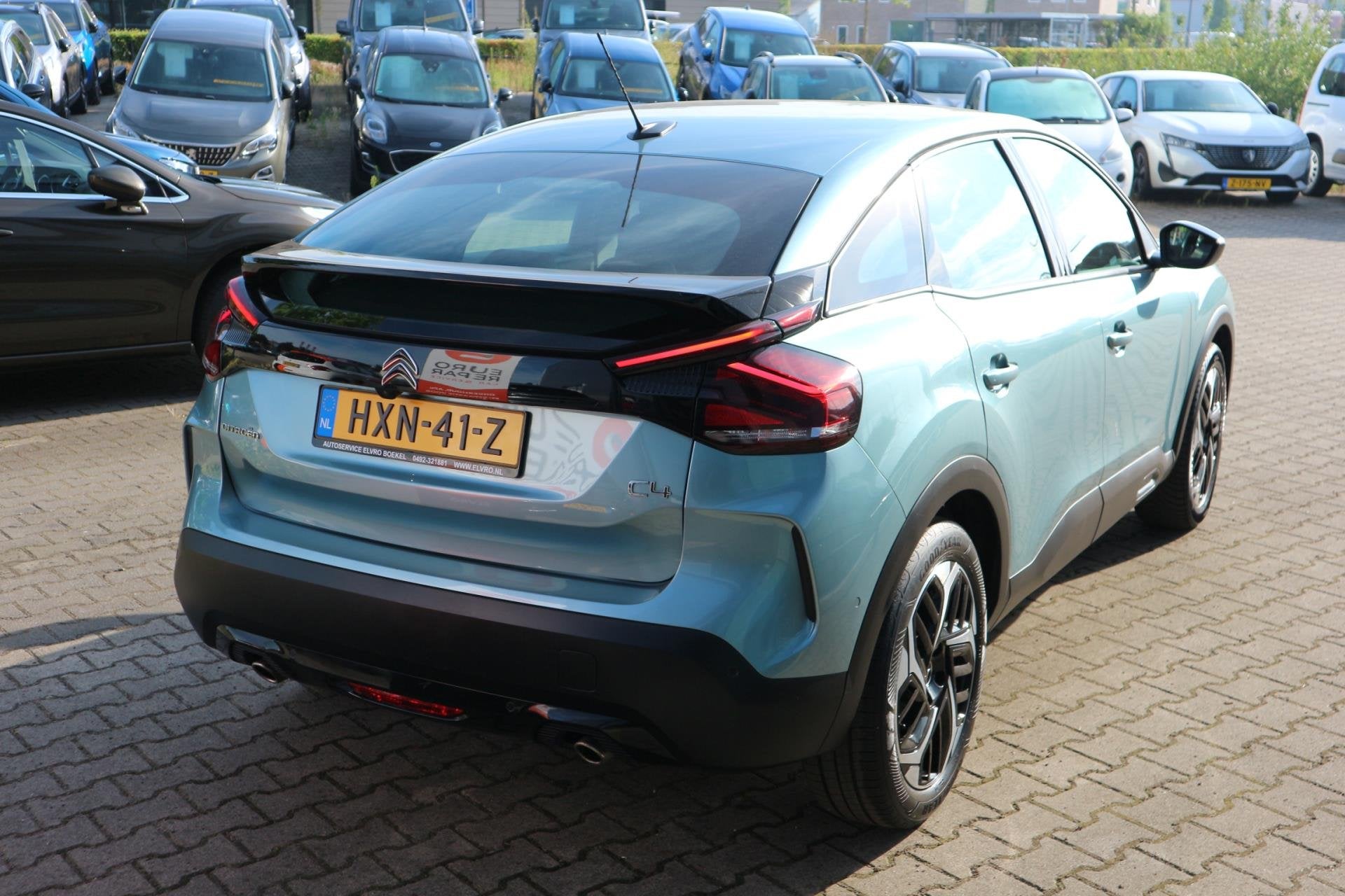 Citroen C4 1.2 Puretech Feel Edition NAVI ADAPTIVE CRUISE CA, Auto's, Stof, Gebruikt, Euro 6, 1199 cc