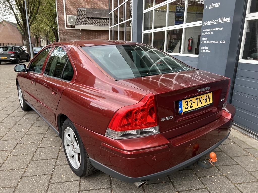 Volvo S60 2.0T Airco Apk tot 5-05-2027 (bj 2006), Auto's, Volvo, Gebruikt, 1984 cc, Handgeschakeld, 1600 kg