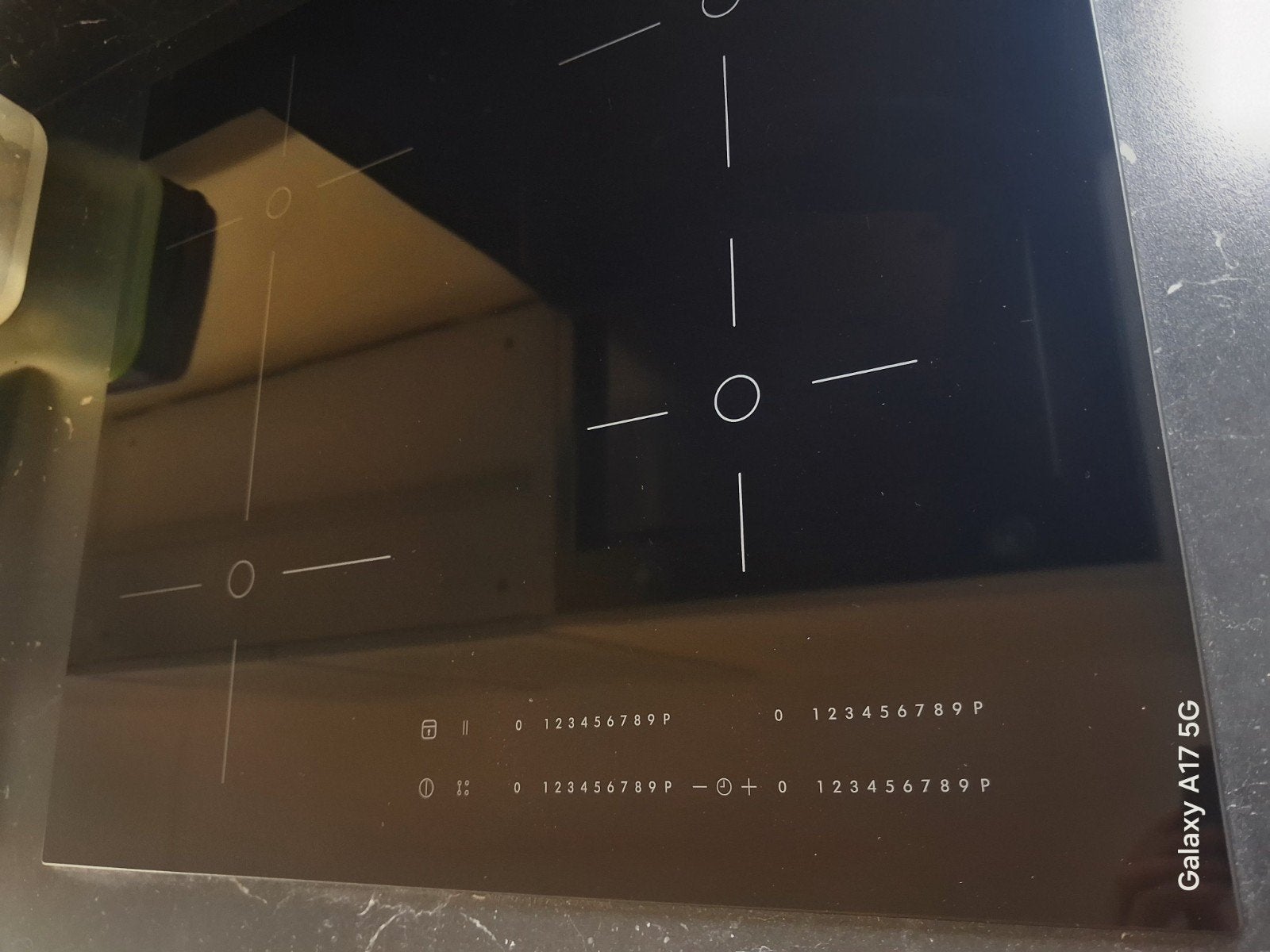 Mooie IKEA inductiekookplaat 60 cm breed, Witgoed en Apparatuur, Ophalen, Gebruikt, 4 kookzones, Energieklasse A of zuiniger