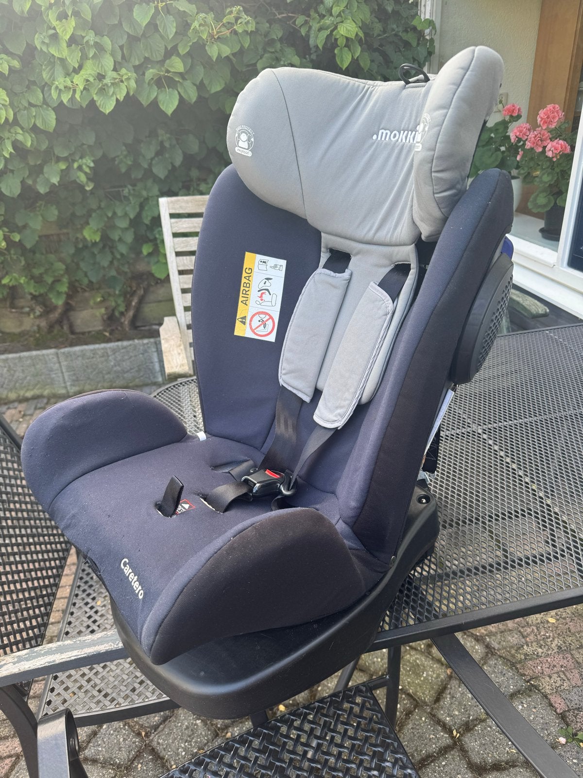 Caretero Mokki, Draaibaar - Isofix - Groep 1/2/3 (9-36 kg), Autogordel of Isofix, Gebruikt, Verstelbare rugleuning, 9 t/m 36 kg