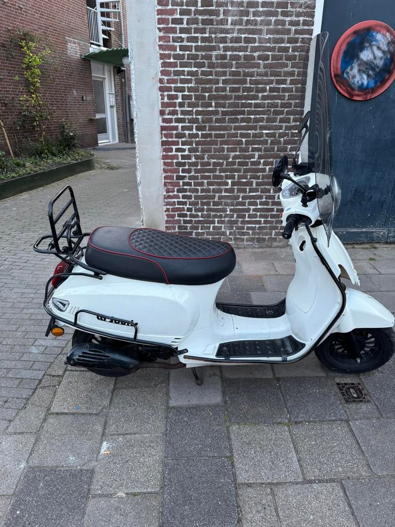 La souris, Zo goed als nieuw, Benzine, Ophalen, Overige merken