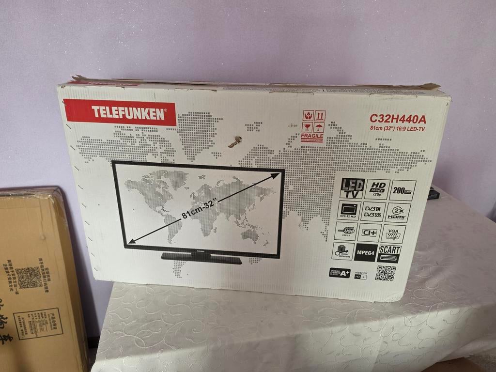 Telefunken C32H440A LED TV 81cm (32"), Ophalen of Verzenden