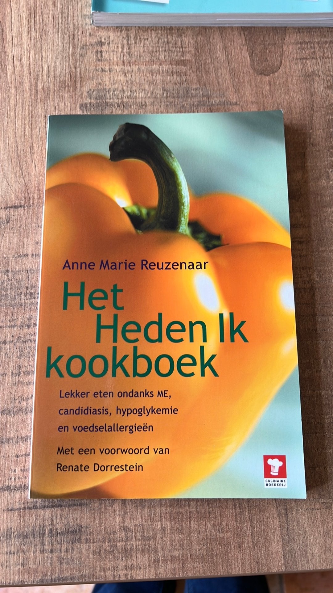 A. m. Reuzenaar - Het heden ik kookboek (nieuwstaat), Ophalen of Verzenden, Zo goed als nieuw, A. m. Reuzenaar