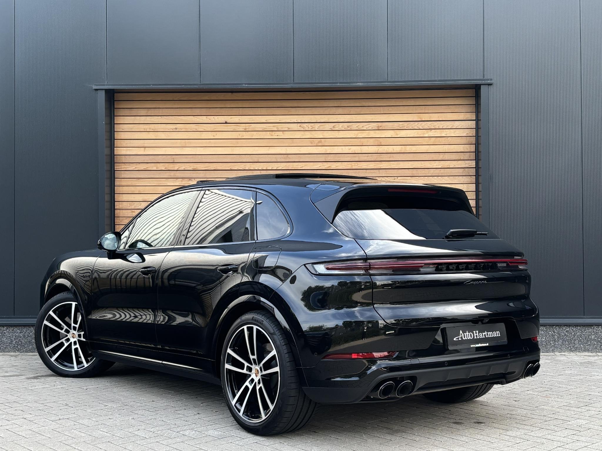 Porsche Cayenne 3.0 E-Hybrid Black Edition SPORT-CHRONO|PANO, Auto's, Automaat, Automatische klimaatregeling, Gebruikt, 2995 cc