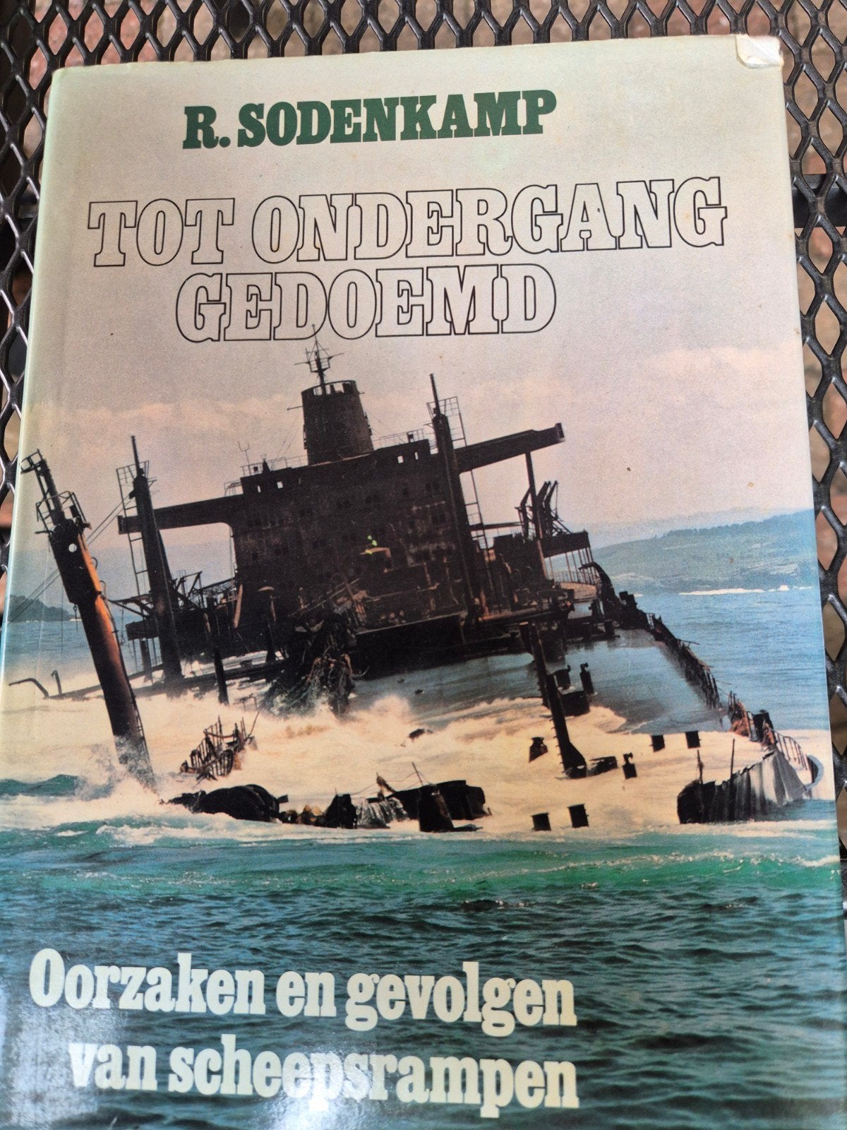 Tot Ondergang Gedoemd:  Scheepsrampen, Verzamelen, Ophalen of Verzenden