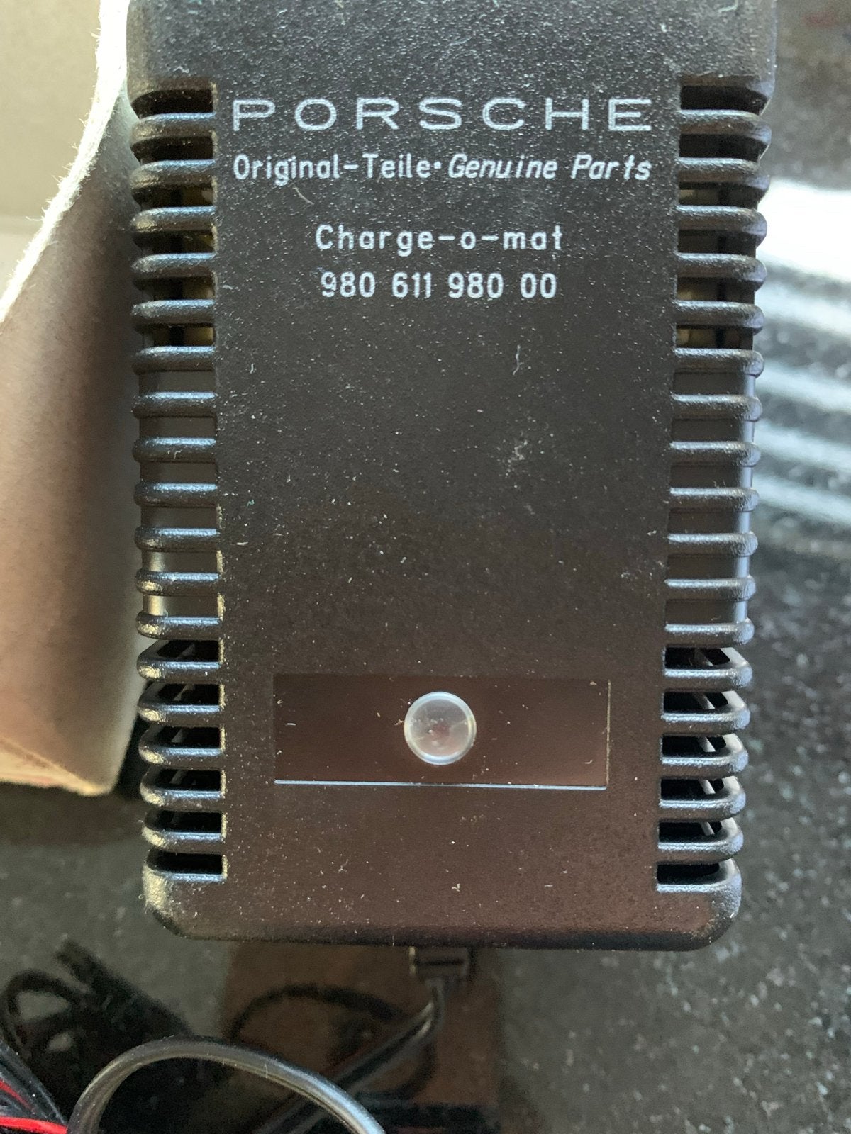 Porsche Charge-o-mat Lader 980 611 980 00 - Origineel, Gebruikt, Porsche