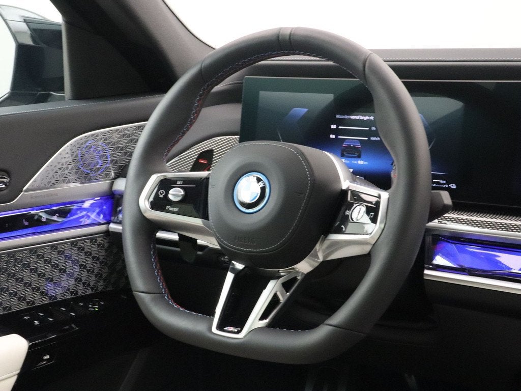BMW 7 Serie M760e xDrive SoH 100% / Inclusief klasse 5 alarm, Auto's, BMW, Euro 6, Overige brandstoffen, Zwart, Vierwielaandrijving