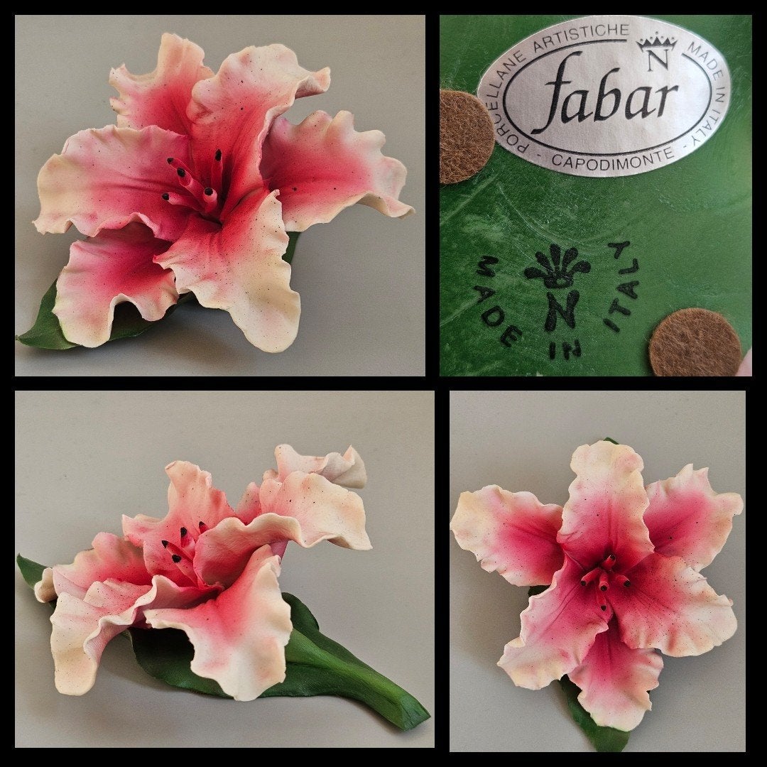 Italië,  Capodimonte porselein, porseleinen lelie, Ophalen of Verzenden