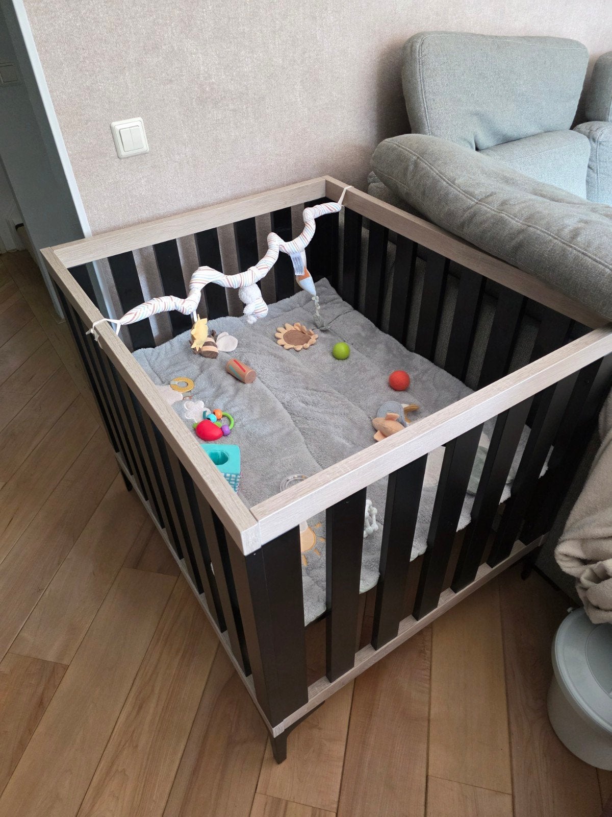 Interbaby Box Strips Zwart Eiken Verstelbaar, Ophalen, Gebruikt, Rechthoekig, In hoogte verstelbaar