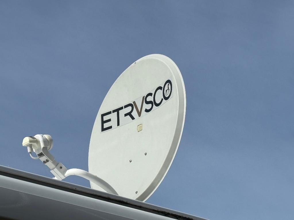 Teleco FlatSat Easy BT 65 Autom. satelliet HD incl.+ sat.TV, Ophalen of Verzenden, Zo goed als nieuw