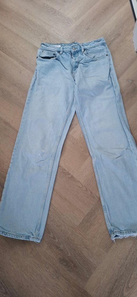 Blauwe Zara Loose/Straight Fit Jeans/spijkerbroek maat 38, Blauw, Overige jeansmaten, Ophalen of Verzenden, Zo goed als nieuw