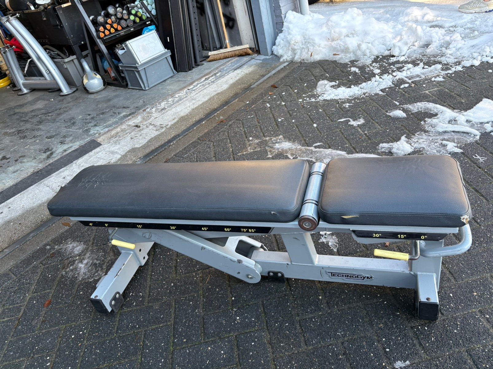 Technogym incline decline verstelbare bank bench, Sport en Fitness, Fitnessmaterialen, Ophalen, Bank, Fitnessbank, Verstelbare