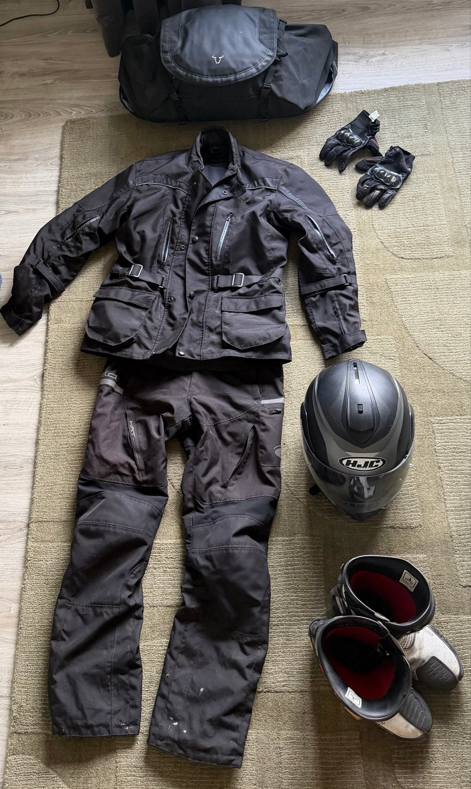 Complete Motorset: Broek, Helm, Laarzen, Handschoenen, Tas, Ophalen of Verzenden, Tweedehands, Heren, Broek | textiel