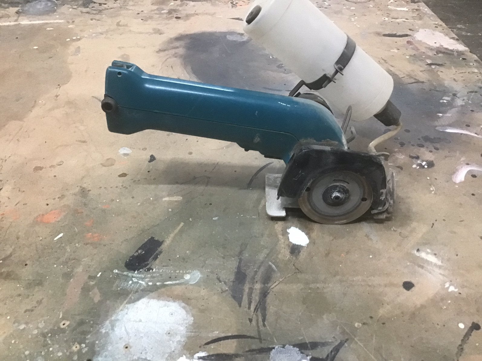 Te koop: tegelslijpmachine, Ophalen, Gebruikt, Minder dan 700 watt, Rechte handslijpmachine