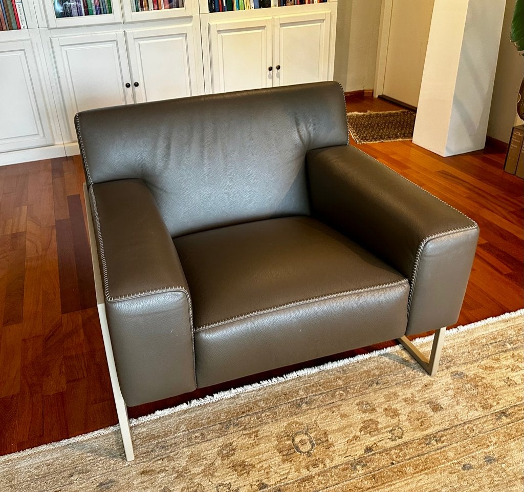 Leolux Fauteuil, Ophalen, 75 tot 100 cm, Zo goed als nieuw, Modern