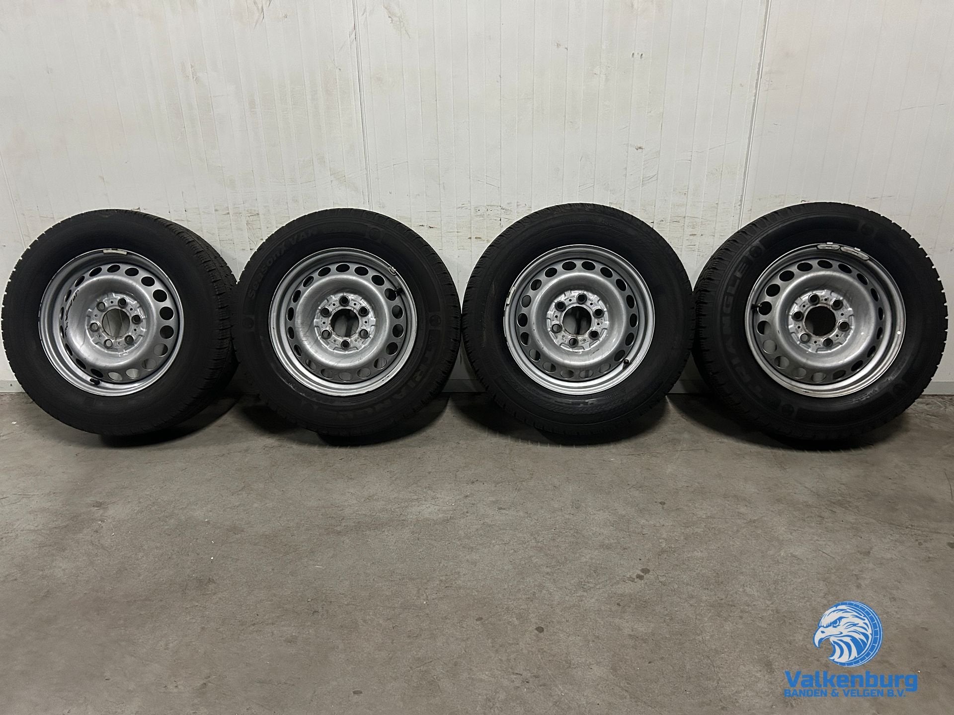 7mm! Originele Mercedes Sprinter B907 B910 16 inch stalen ve, -, Banden en Velgen, Ophalen of Verzenden, All Season