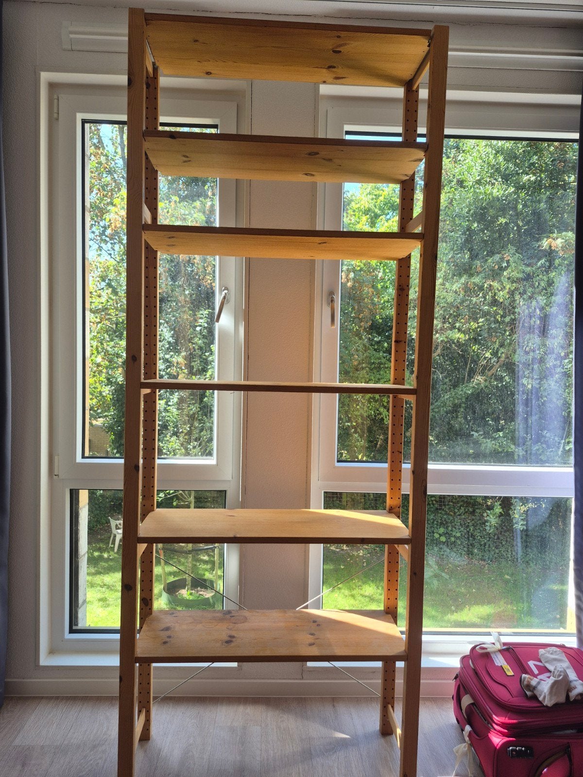Houten Boekenkast met 5 Planken - Grenenhout, Huis en Inrichting, Met plank(en), Gebruikt, Modern, Scandinavisch, 200 cm of meer