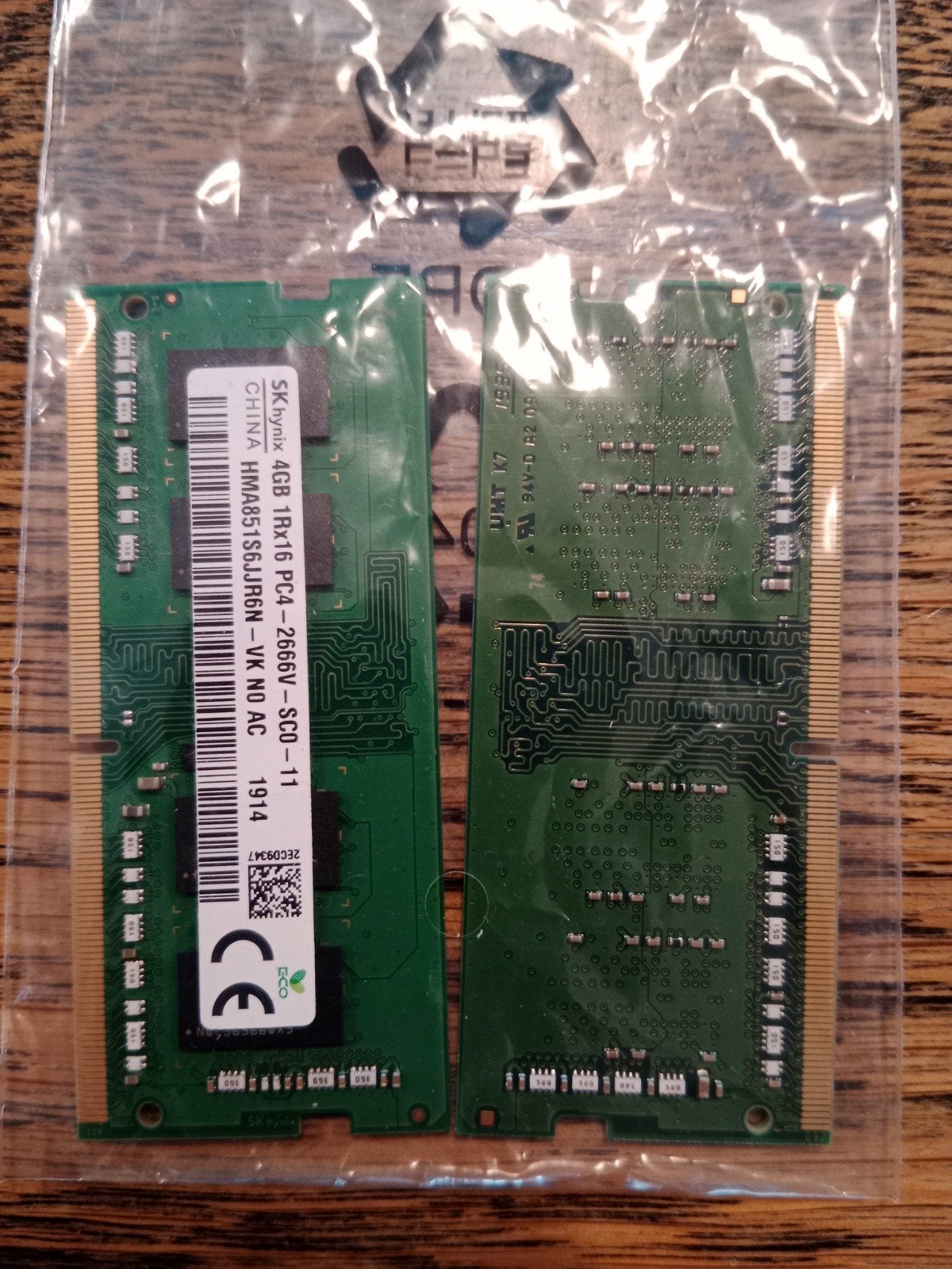 2x SK hynix 4GB DDR4 RAM PC4-2666V Laptop Geheugen, Computers en Software, RAM geheugen, Ophalen of Verzenden, DDR4, Laptop