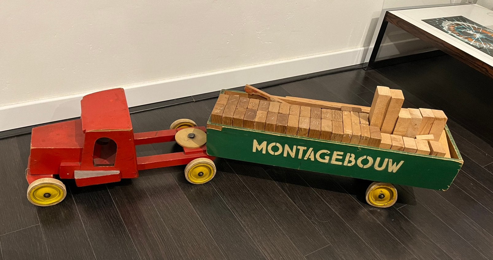 ADO houten vrachtwagen 321 van Ko Verzuu, Antiek en Kunst, Ophalen