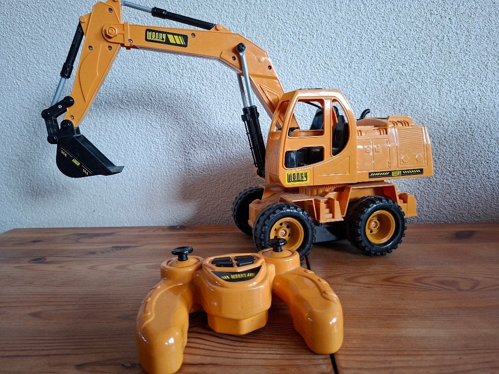 Bestuurbare Graafmachine, Ophalen of Verzenden, Gebruikt, Afstandsbediening