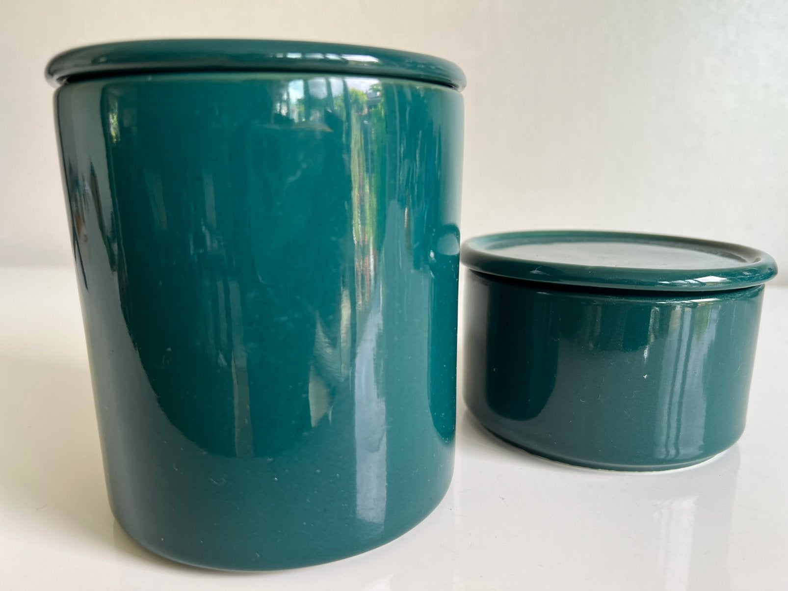 2 Design Arabia Purnukka Opbergpot Deksel Groen Kaj Franck, Porselein of Keramiek, Schaal, Rond, Ophalen of Verzenden